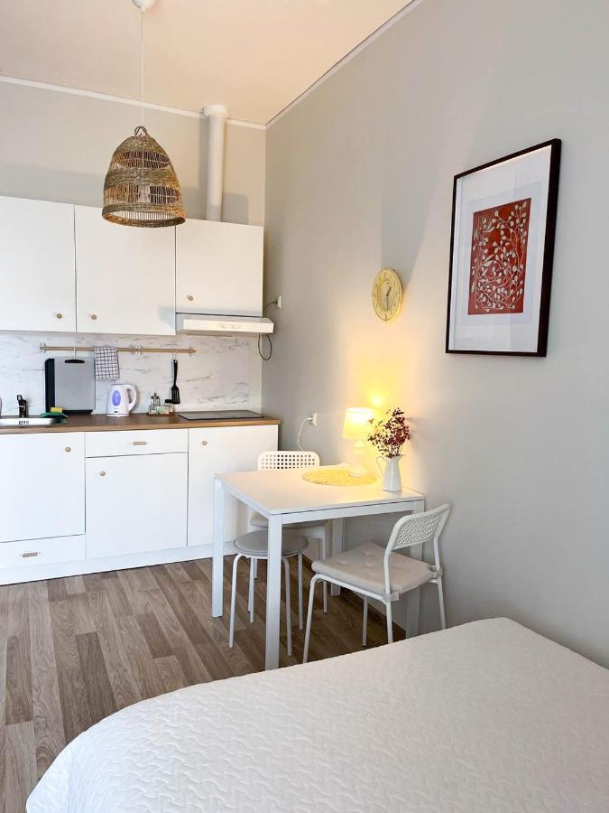 Cosy Apartment In Riga With Free Parking Экстерьер фото