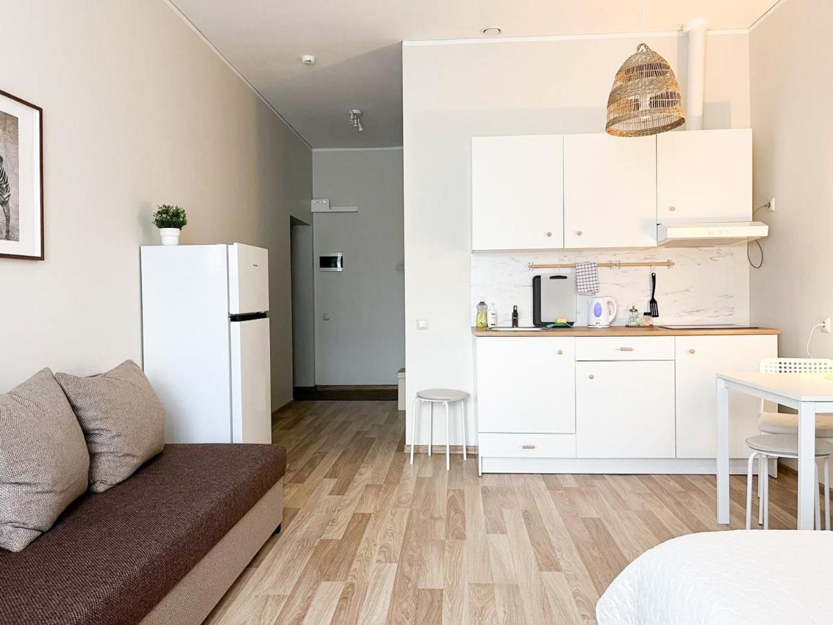 Cosy Apartment In Riga With Free Parking Экстерьер фото